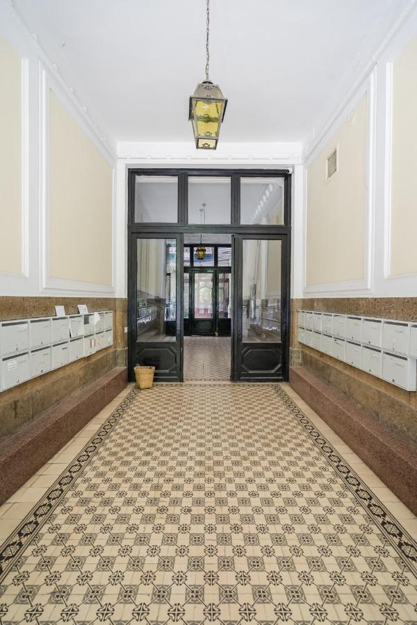 Imperial Suite With Basilika And Castle View Need Reservation For Free Parking Budapest Exterior photo